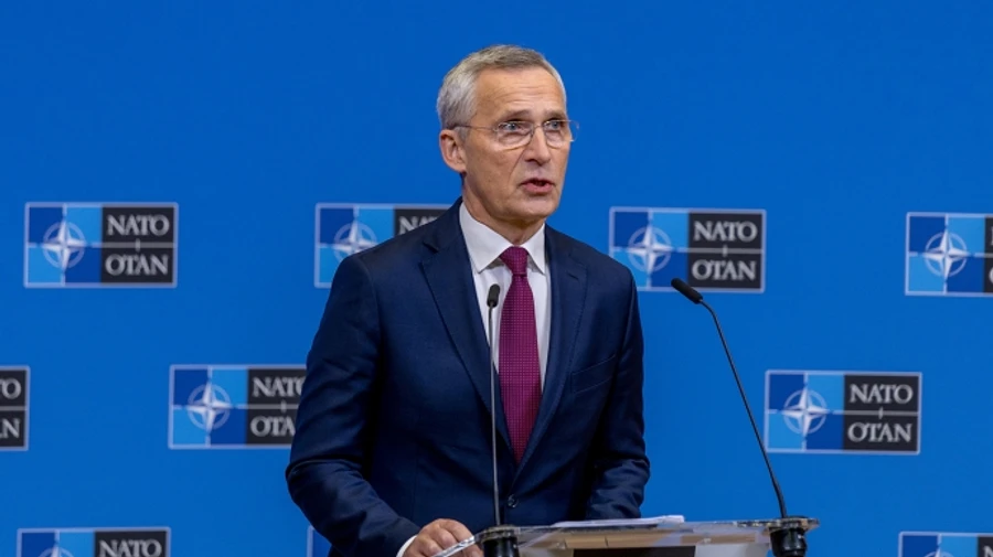 Stoltenberg: NATO has no plans to send troops to Ukraine