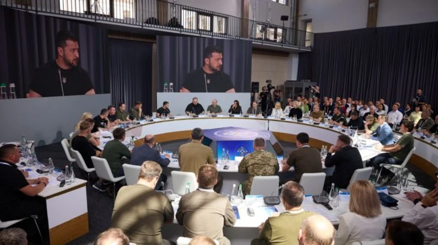 Зеленський – місцевій владі: Зараз точно не час для заміни бруківки