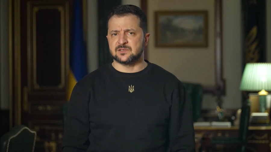 Zelenskyy holds meeting of Supreme Commander-in-Chief Staff in Chernihiv, says Ukraine prepares for active operations