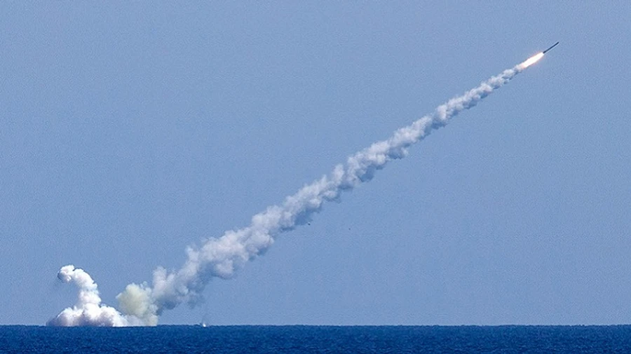 Генштаб уточнил: Россия за утро запустила 84 крылатых ракеты и 24 беспилотника по Украине