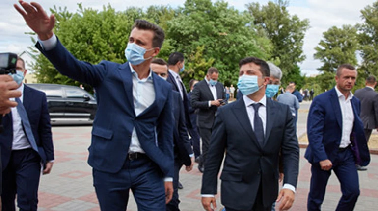 Слуги і господарі. Як партія Зеленського готується програти вибори 