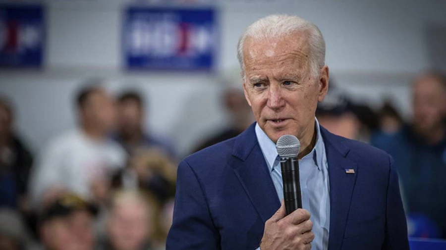 У Байдена плівки Деркача назвали діркою від бублика