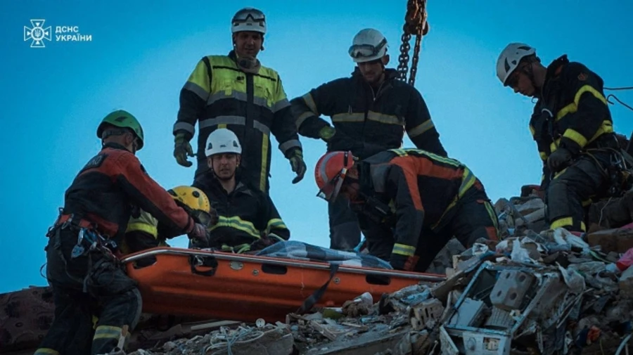 Death toll in Kyiv rises to 23 following Russian attack: emergency workers continue clearing rubble