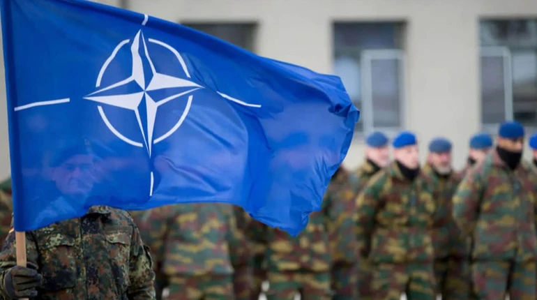 Estonian intelligence agency says Russia will not attack NATO countries this year