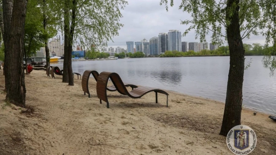 Уровень Днепра в пределах Киева существенно снизился