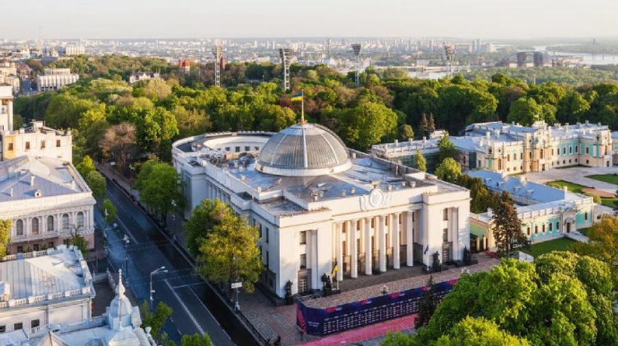 79-м нардепам не дадут выплат за декабрь