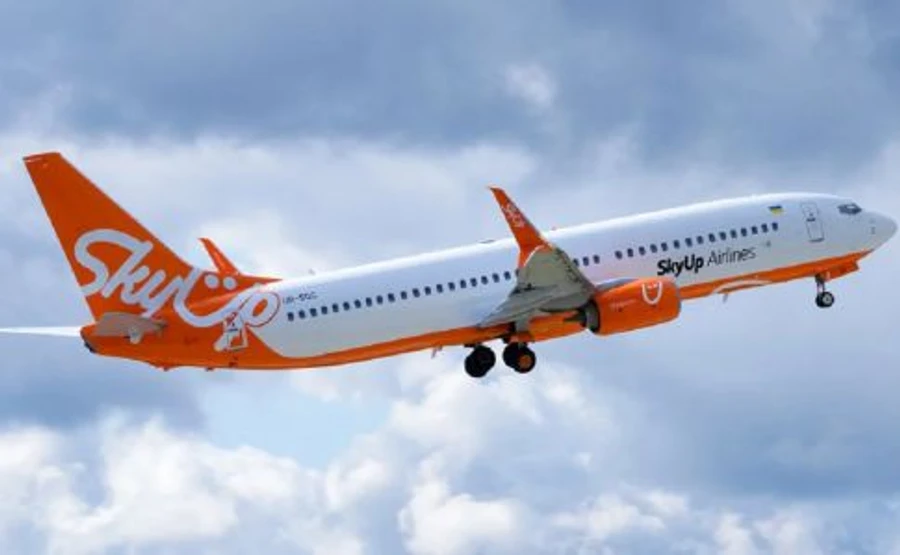 Эвакуированных из Китая планируют везти на Полтавщину, самолет кружит над Харьковом – СМИ