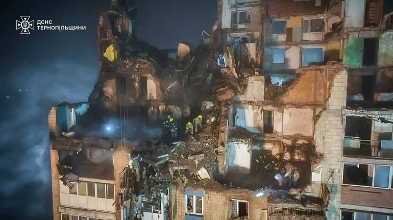 Кількість загиблих через російську атаку на Тернопіль зросла до 38