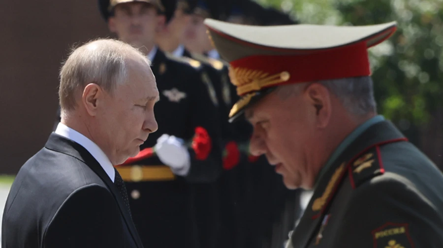 Шойгу доповів Путіну про знищення корабля Новочеркаськ у Феодосії