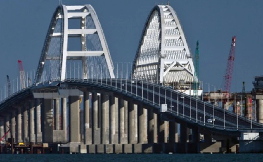 РФ не може ввести залізничне сполучення через Керченську протоку внаслідок помилки