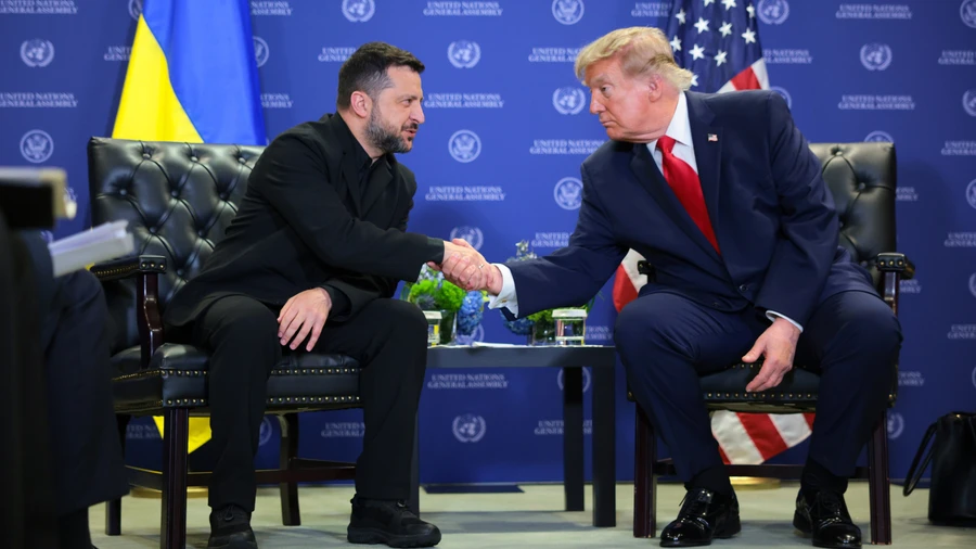 Трамп заявил, что обсудит с Зеленским удары по российским НПЗ