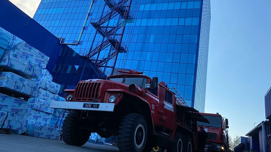 В Киеве горело здание Эпицентра