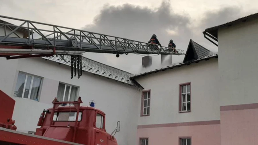 На Франковщине горела COVIDная больница