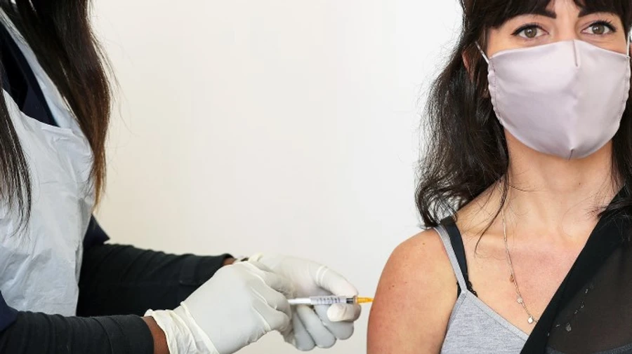 Ляшко розповів, коли кожен зможе записатись на вакцинацію від COVID-19