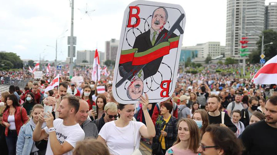 У Мінську затримано близько десяти людей, МВС попередило про спецтехніку