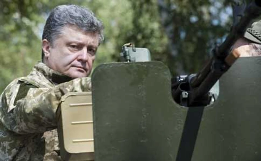 Порошенко хоче, щоб ОБСЄ моніторила зону АТО цілодобово