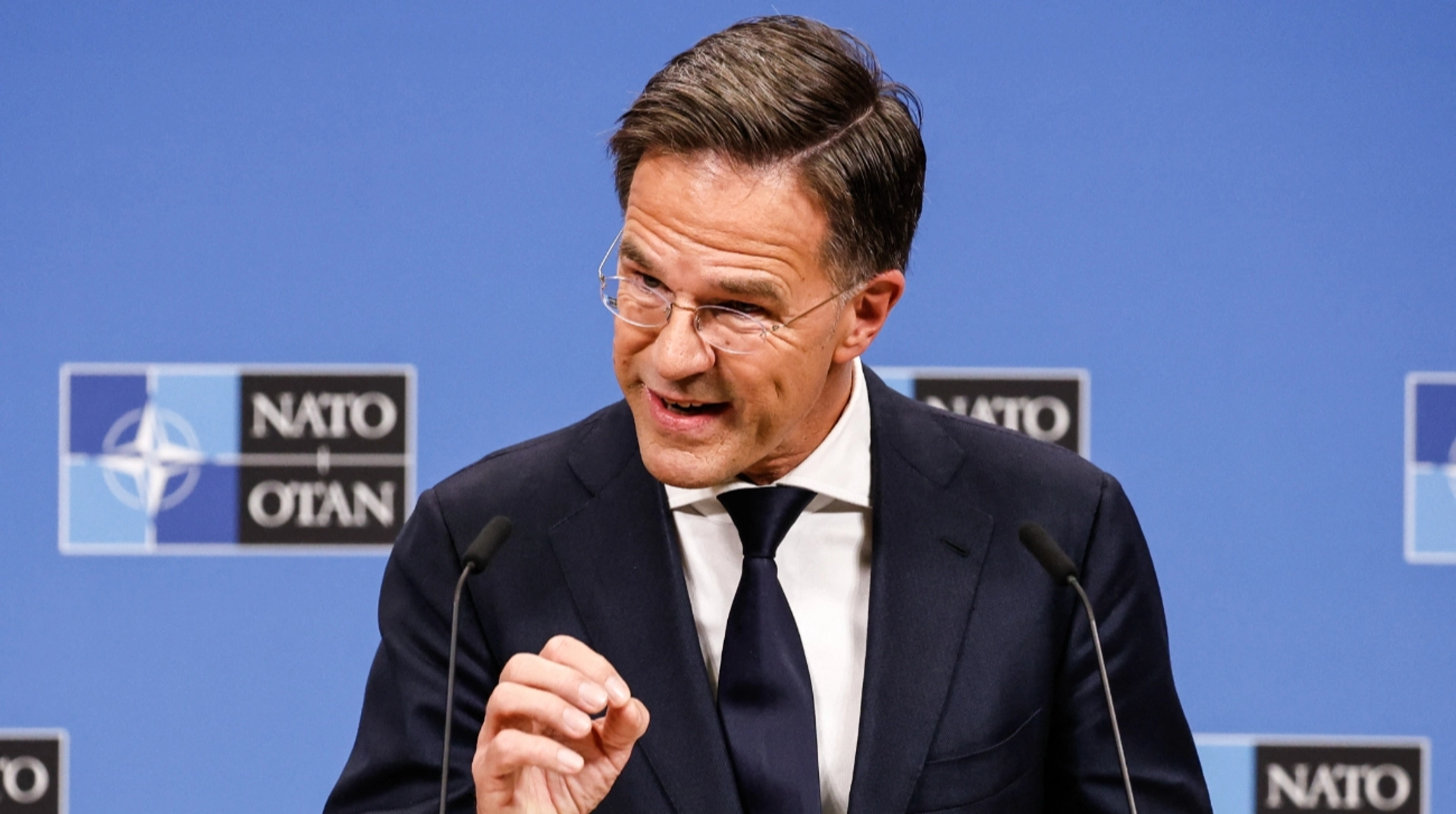 Rutte: Putinovi dochádzajú peniaze, vojaci aj nápady na Ukrajine