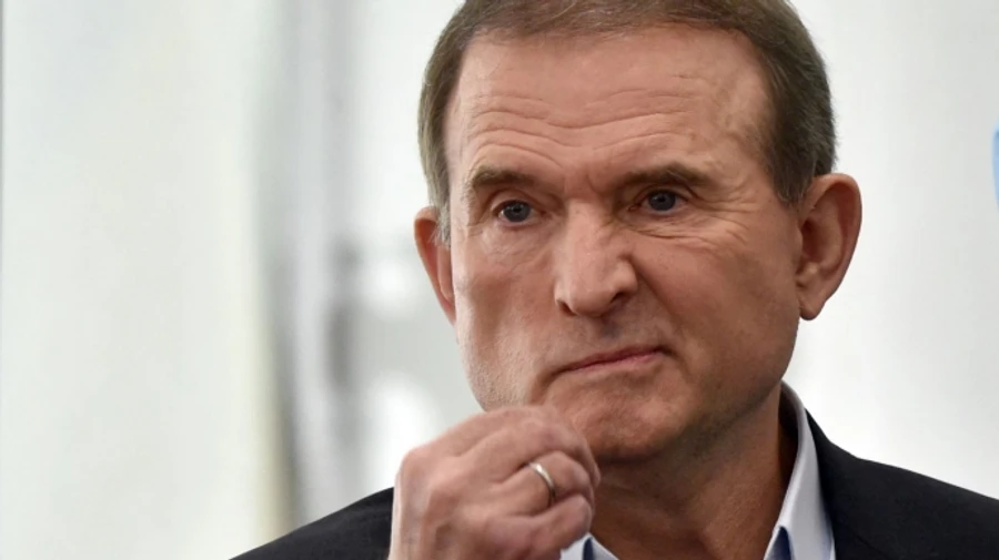 На Медведчука вдруге наклали санкції: у ЄС пояснили чому