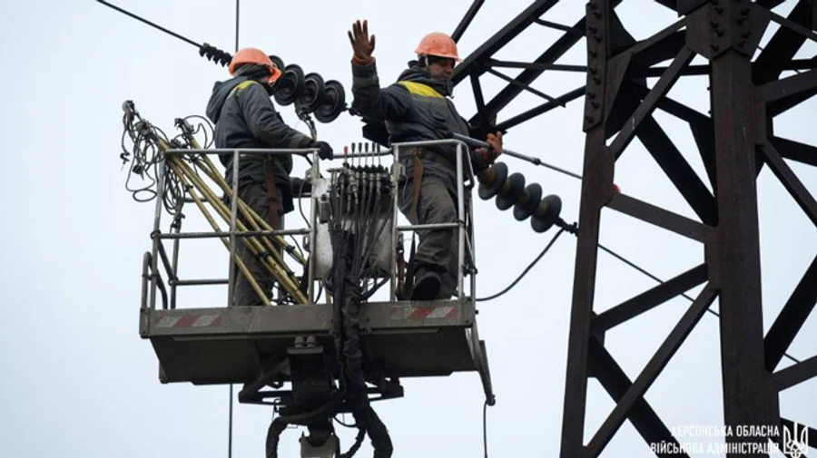 Kherson cut off from grid because of Russian attacks 