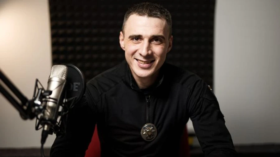 Патрульний Петрик не бачив і не чув про сумку Трухіна, яку зняла його камера