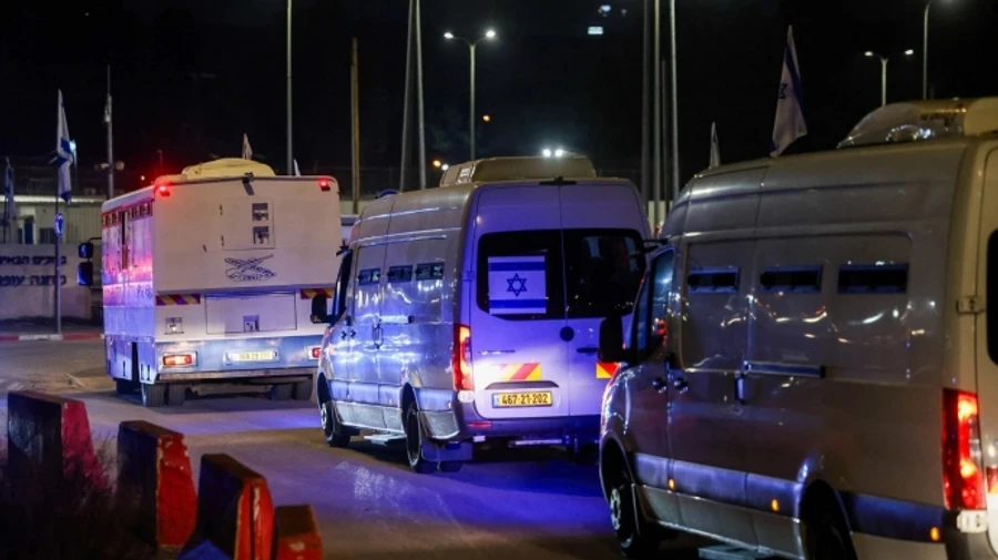 Израиль освободил 90 палестинских заключенных в рамках соглашения с ХАМАС