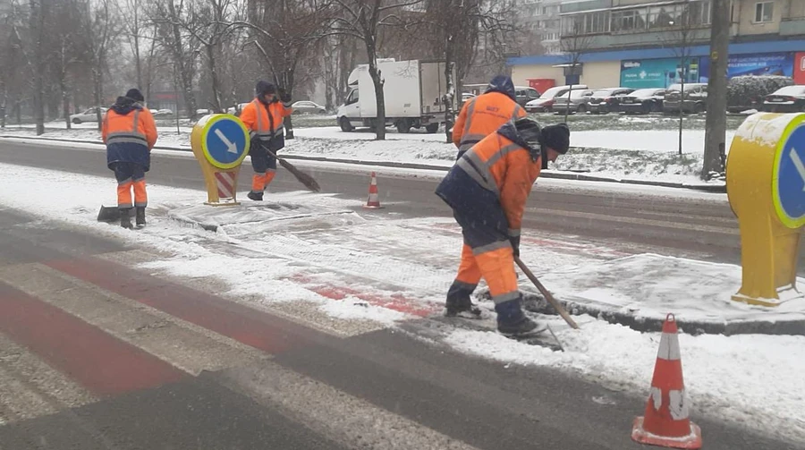 Tkachenko reminded Klitschko who should clean the snow in the capital