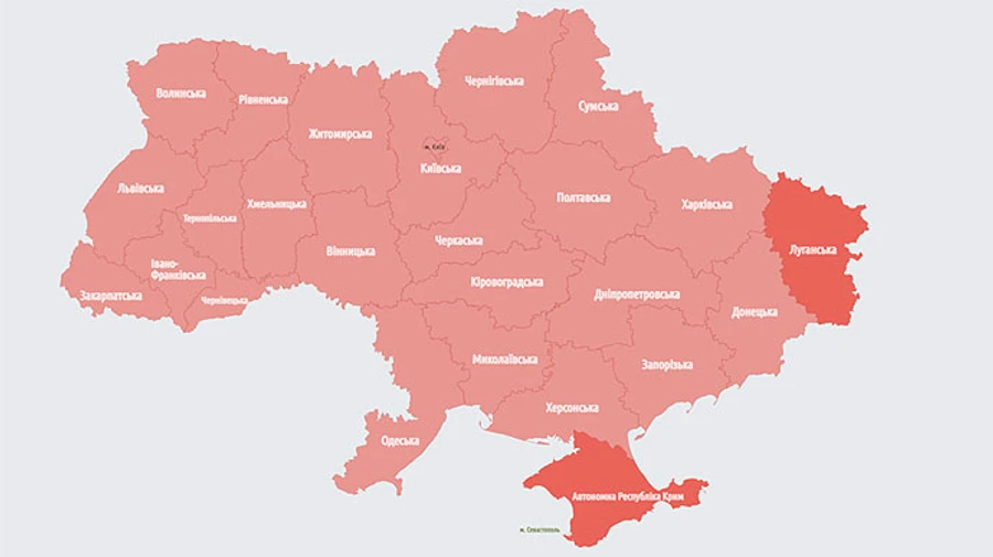 По всій Україні повітряна лунала тривога, в Білорусі в повітрі був МіГ