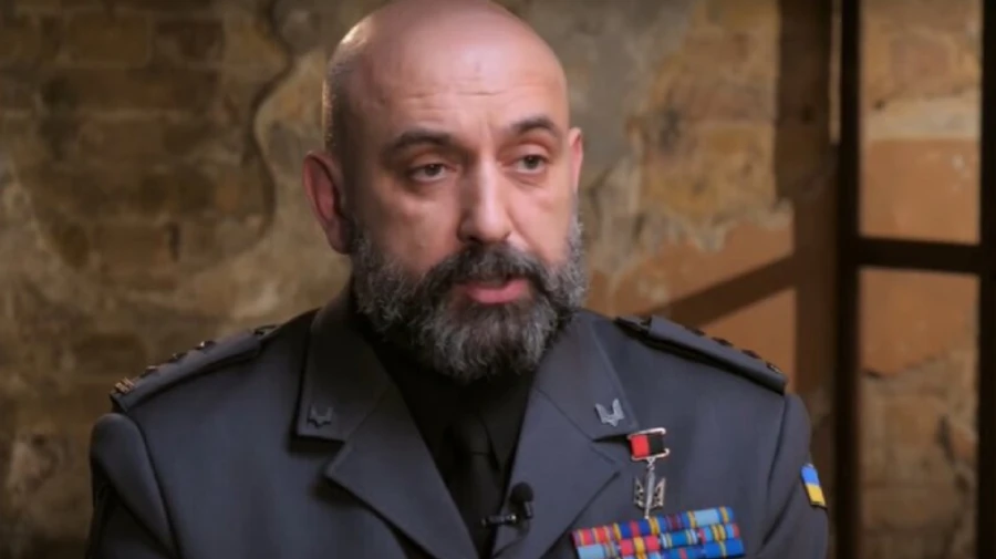 Оборона аэропорта: генерал заявил о заказном деле, Генштаб парировал, ГБР расследует хищение