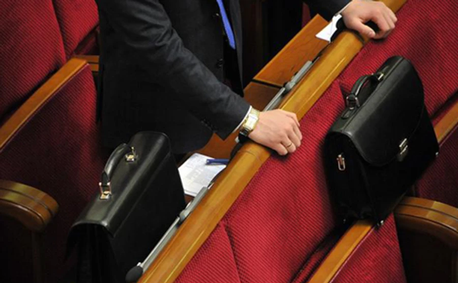 Свидетеля взяток в Раде покажут по ТВ