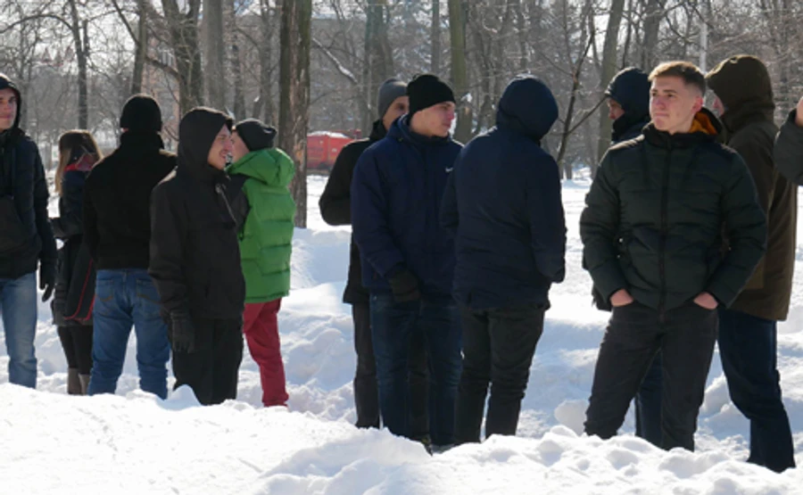 Під судом проти Крисіна зібралися тітушки