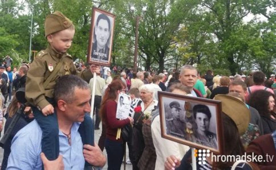 Одесса: красные флаги, колона байкеров, минирование