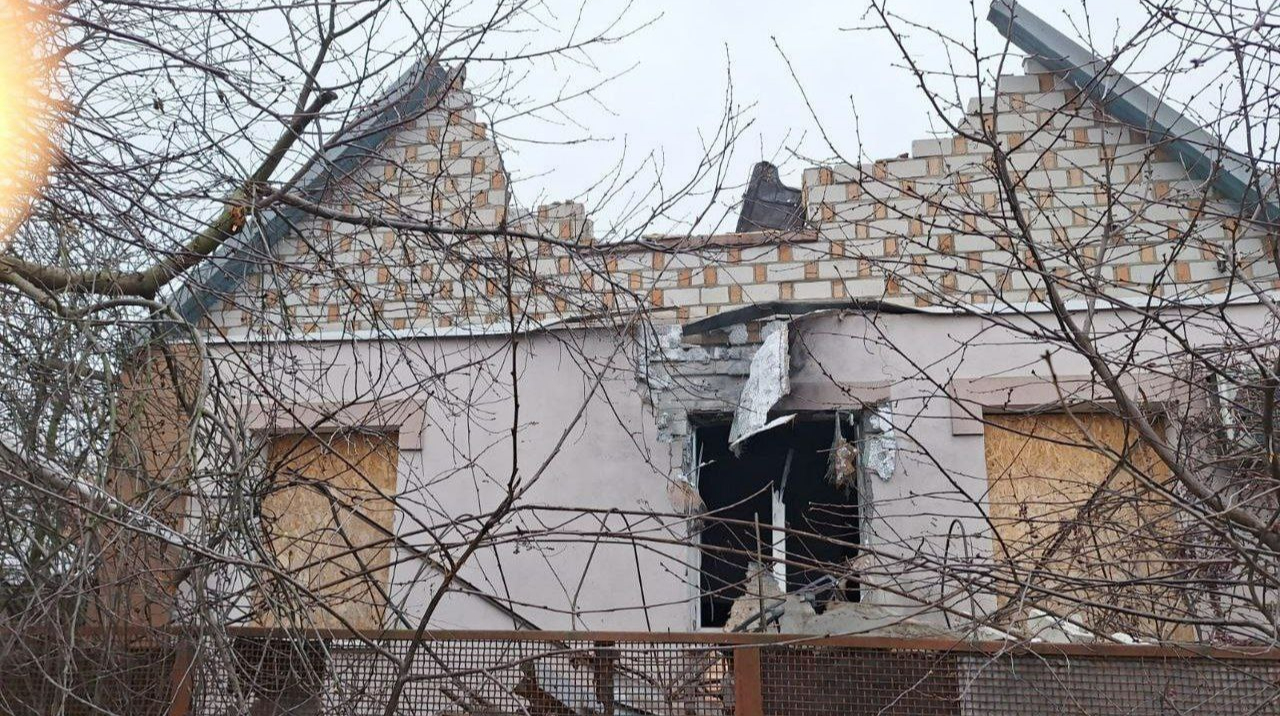 Two civilians injured in Russian attacks on Nikopol district