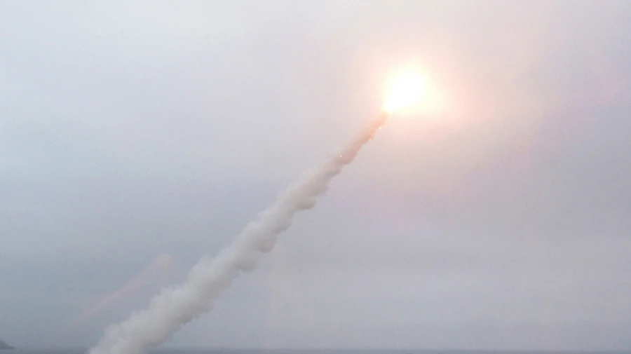 Над Миколаївщиною знищили крилату ракету Х-59: уламки пошкодили транспортну інфраструктуру