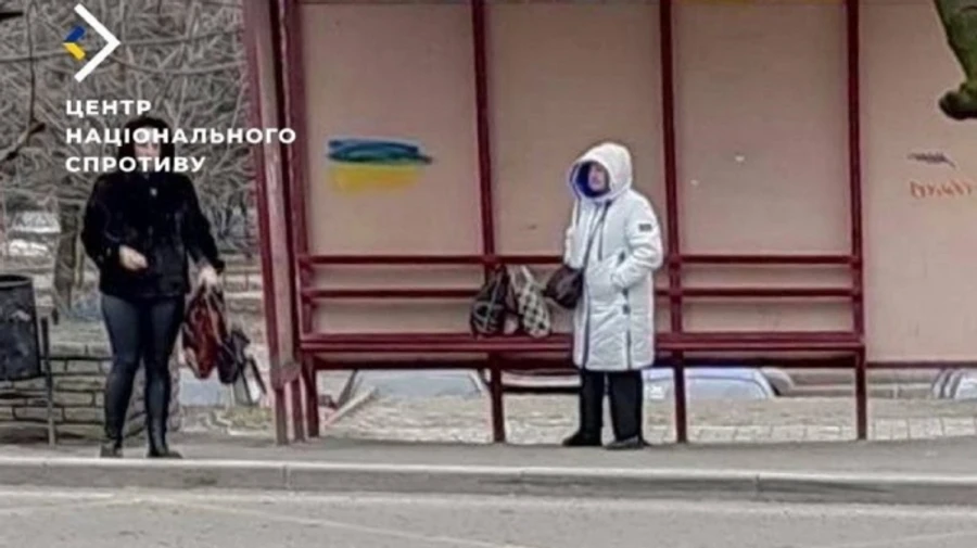 Активісти розмалювали окупований Донецьк прапорами України – ЦНС