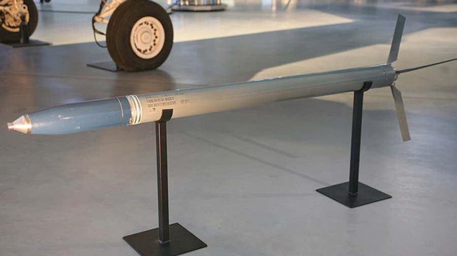 Ukraine's Air Force posts photo with US Zuni rockets