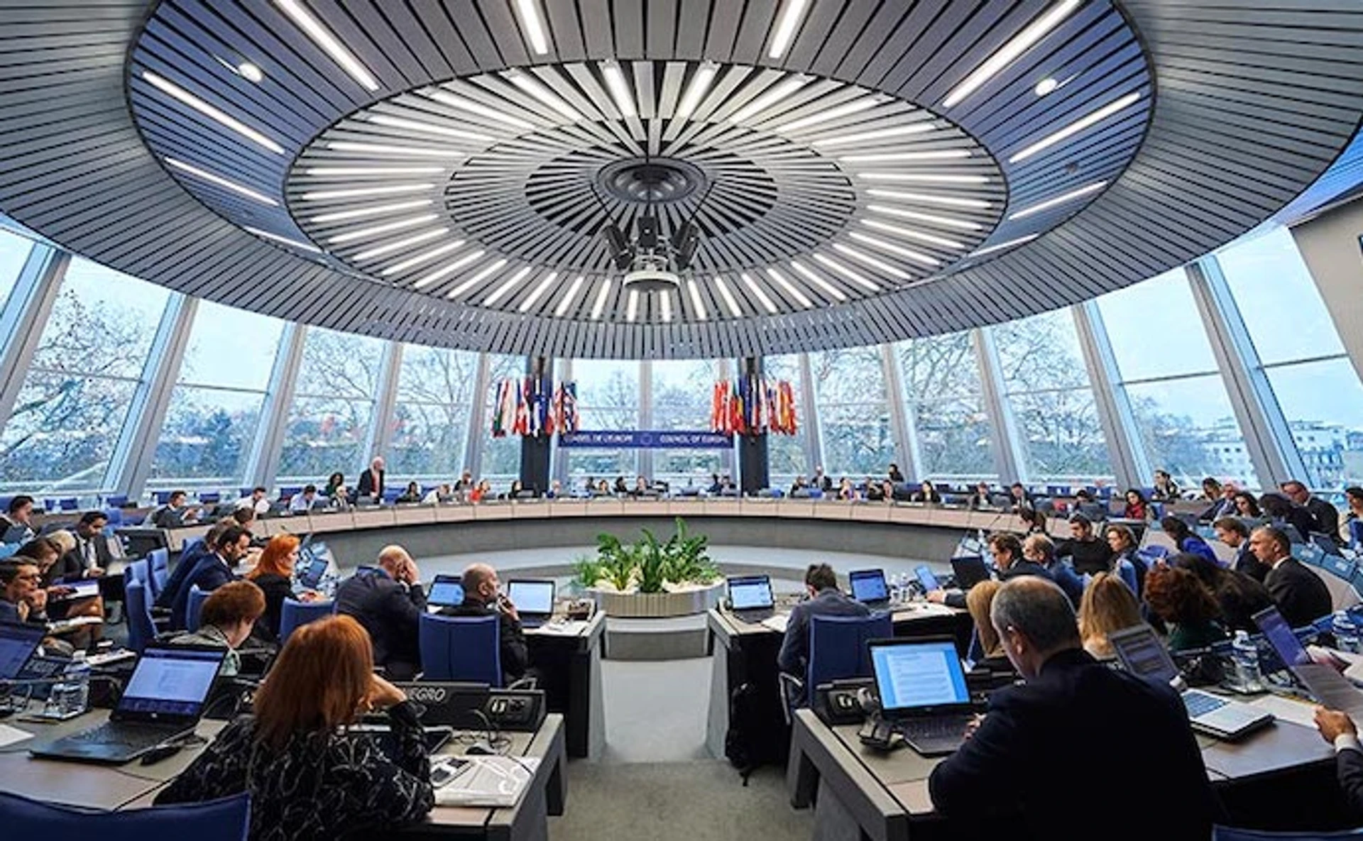 Подкуп кандидата, выбор судьи ЕСПЧ, переход на зимнее время и еще кое-что важное