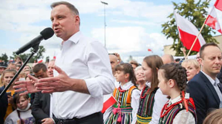 Обрізання Варшави: як у Польщі хочуть послабити опозиційно налаштовану столицю