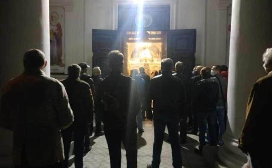 Херсон: у храмі Московського патріархату було людно, приїхав і Мангер