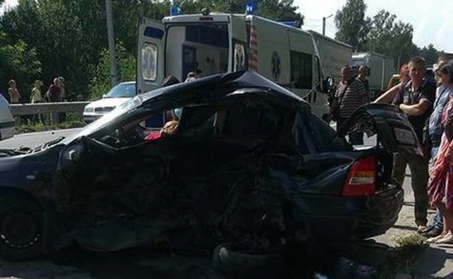 Автомобіль Димінського перевірять біологи та автотехніки