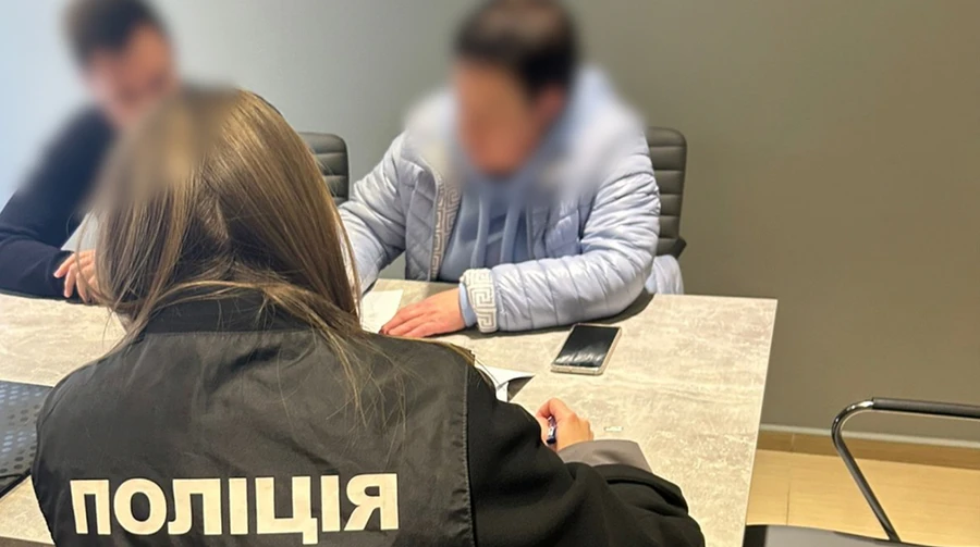 Понад 1 мільйон за аспірантуру: викрили освітян, які продавали місця у виші