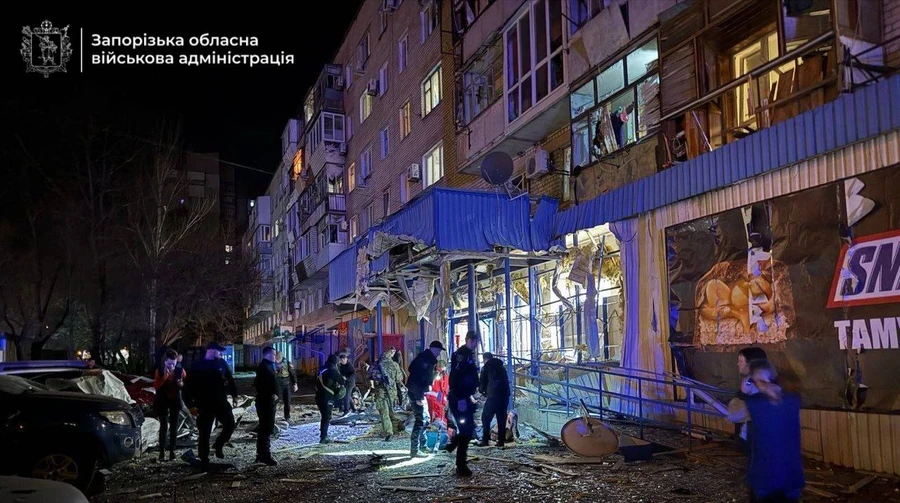 The Russians attacked Zaporizhzhia: there were casualties, a store and houses were damaged