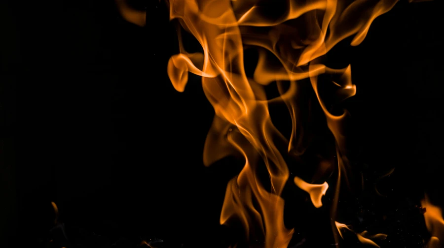 На території нафтопереробного заводу Куби спалахнула пожежа