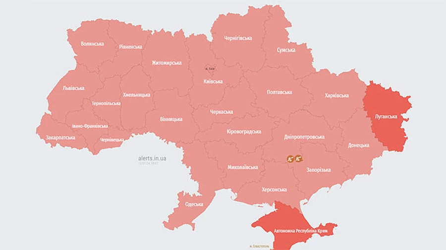 По всей Украине почти час звучала тревога: в России взлетал МиГ