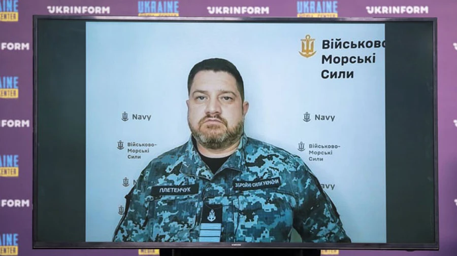 Россияне усилили охрану Керченского моста − ВМС ВСУ