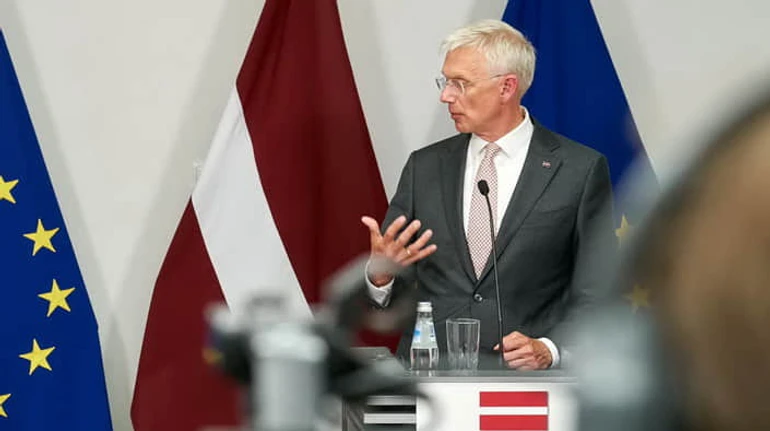 Токсичний олігарх отримує вплив на Латвію: чим загрожує політична криза у друзів України