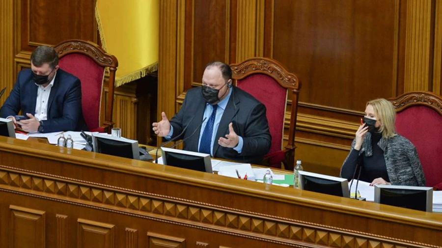 У Раді багато covid-хворих, подумують про карантин