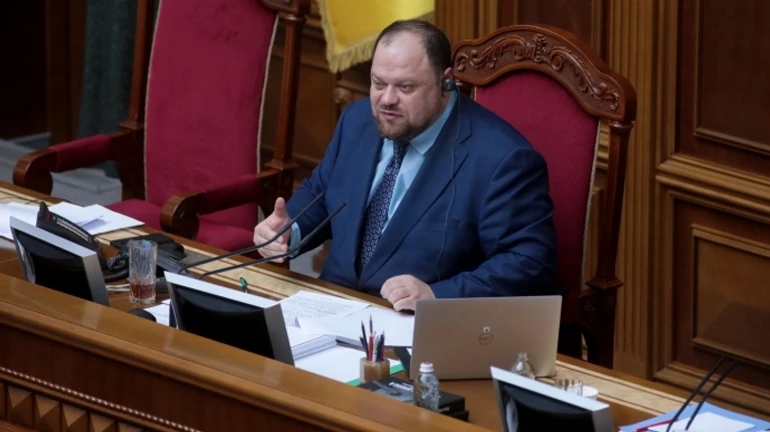 Стефанчук передчасно закрив засідання Ради через суперечки в залі