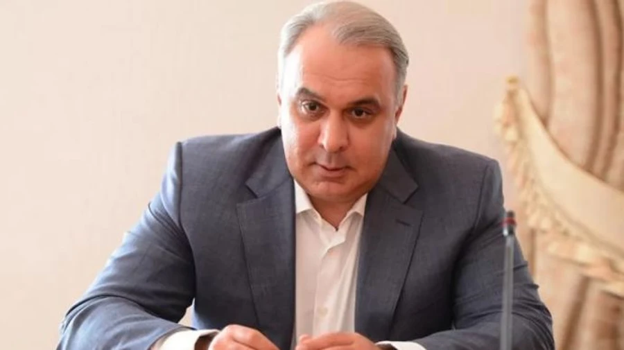 Жванія заявив, що Порошенко захопив владу у 2014-му й намагається зробити це знову