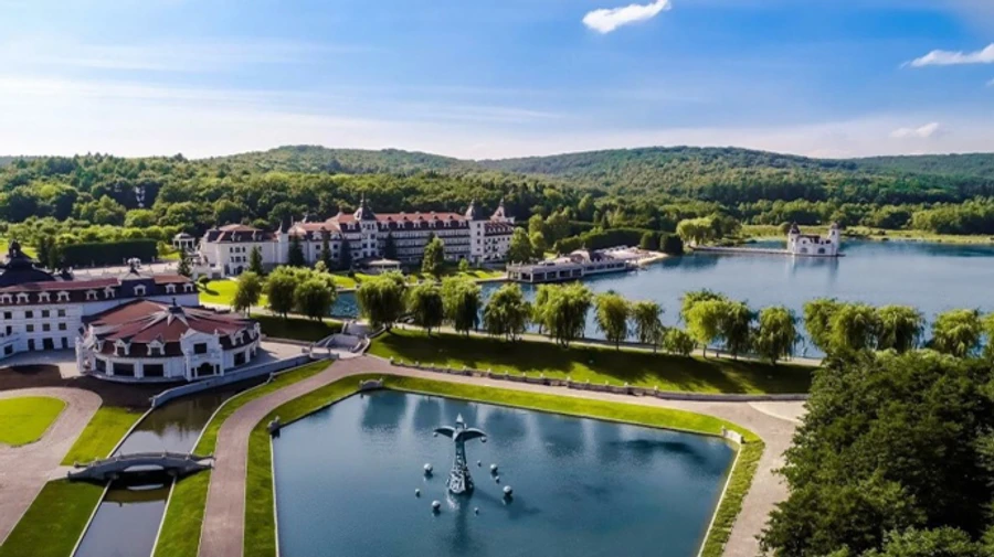 Компанія Кривецького повертає у власність держави незаконно придбане озеро