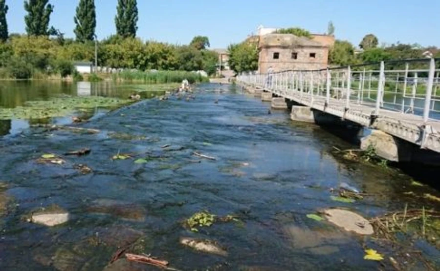 Влада пояснила, кого можуть торкнутися обмеження у використанні води